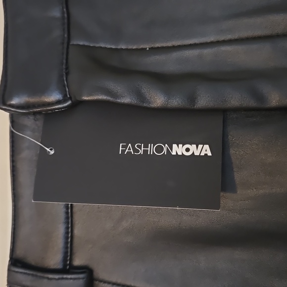 NEW Faux Leather Fashion Nova Shorts - Picture 8 of 10